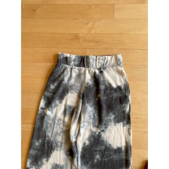 SOCIALITE BNWOT Women fleece tie dye wide leg lounge pants sz small NEW - Picture 3 of 6